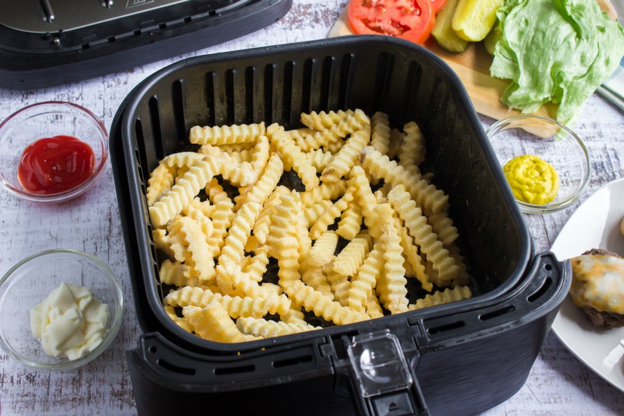 Air Fryer Cheeseburgers - frozen french in air fryer