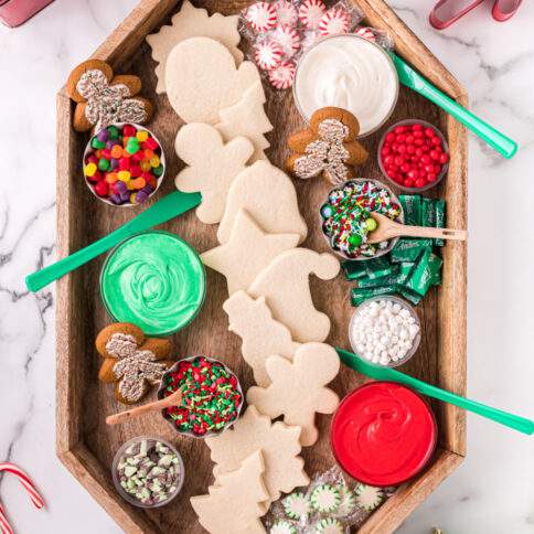 Christmas Sugar Cookie Decorating Board