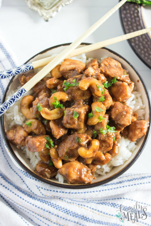 Crockpot Cashew Chicken Recipe - Family Fresh Meals recipe