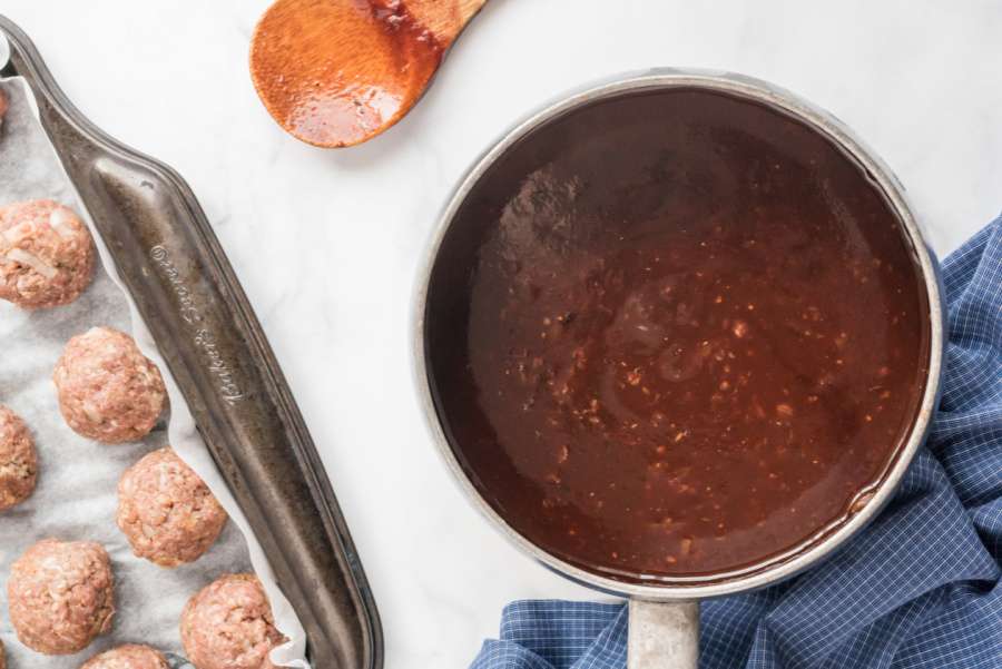 Guinness sauce in a pan