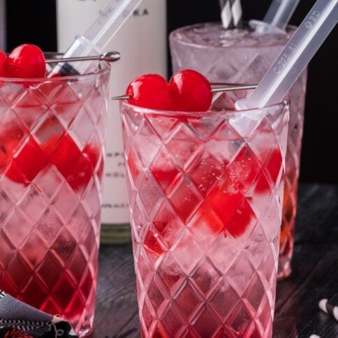 Dirty Shirley Halloween Drink in drinking glasses