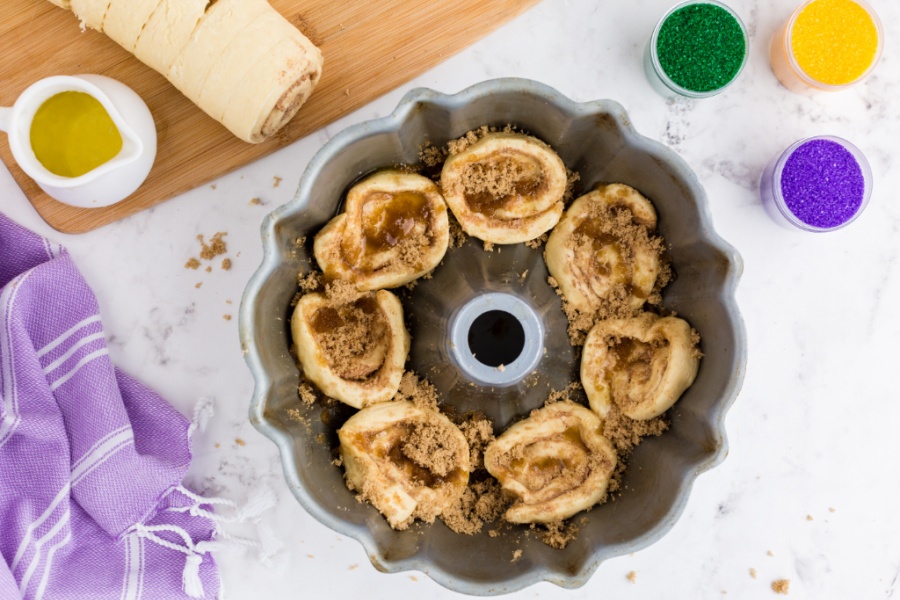 cinnamon rolls placed into pan