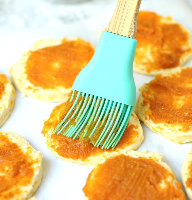 Easy Pumpkin Caramel Pull Apart Bread - Step 2