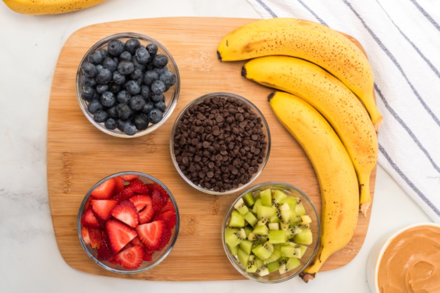 ingredients for healthy frozen banana treats