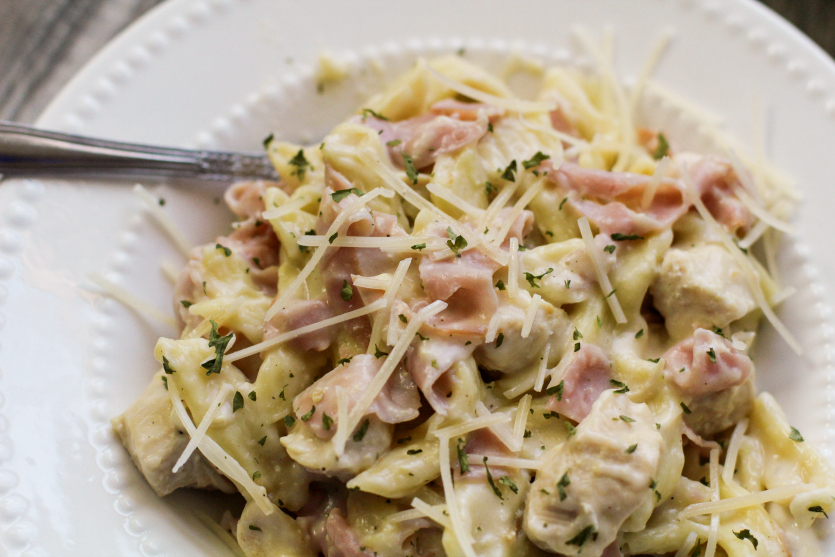 Instant Pot Chicken Corden Bleu Pasta - Served on a white plate