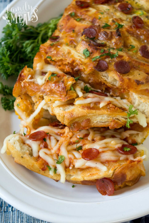 Pull Apart Pizza Bread Recipe - Family Fresh Meals