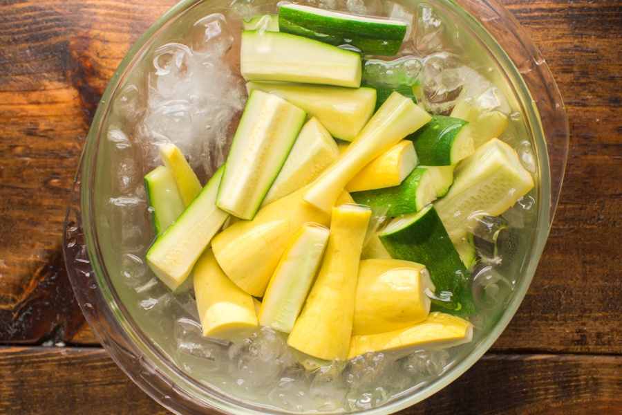 veggies in ice bath